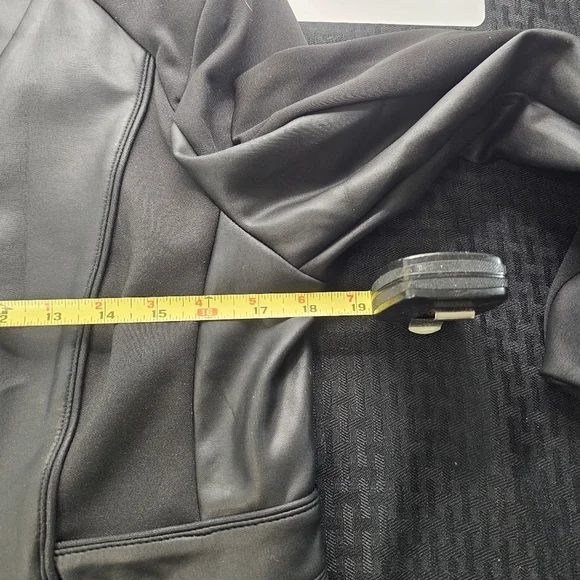 Bisou Bisou Jacket - Picture 3 of 7